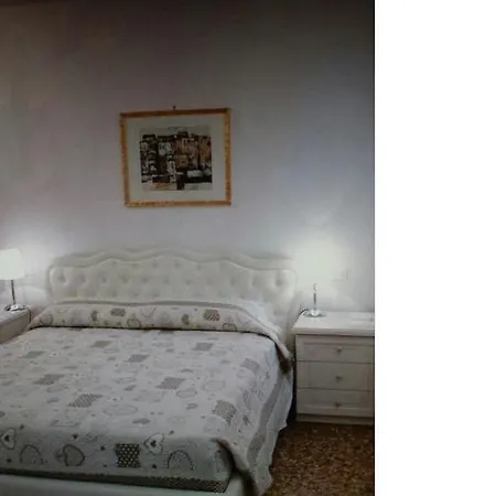Inn Angolo Fiorito Venecia