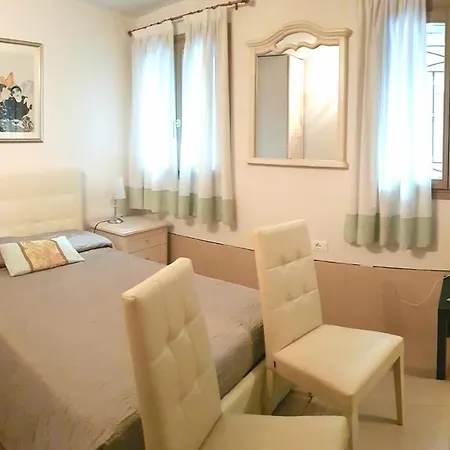 Angolo Fiorito Venecia