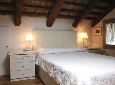 Angolo Fiorito Zajazd 3*